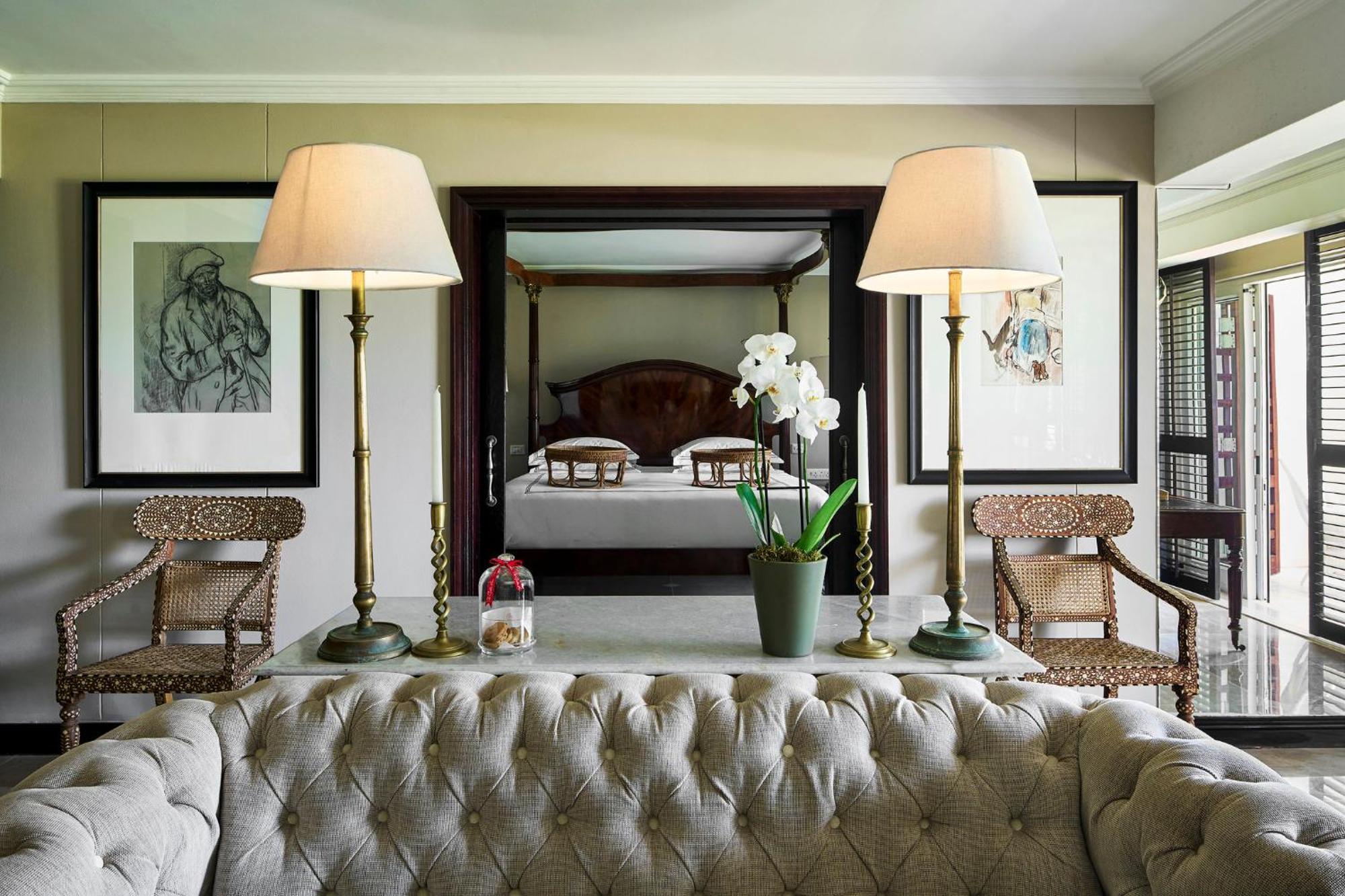 ดิออยสเตอร์บ๊อกซ์ Hotel อัมลังงา ภายนอก รูปภาพ