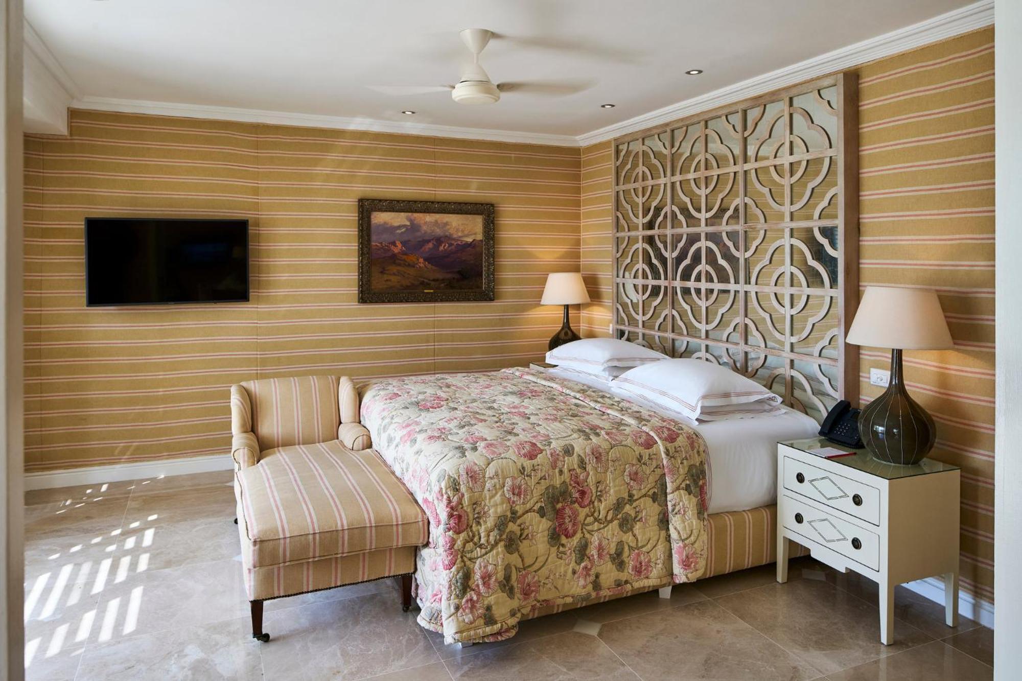 ดิออยสเตอร์บ๊อกซ์ Hotel อัมลังงา ภายนอก รูปภาพ
